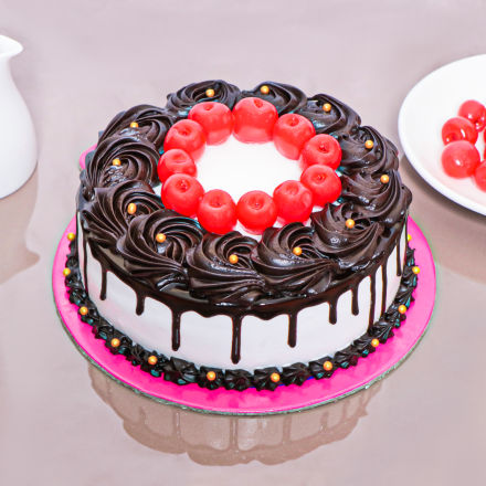 best Online cake delivery in Jind