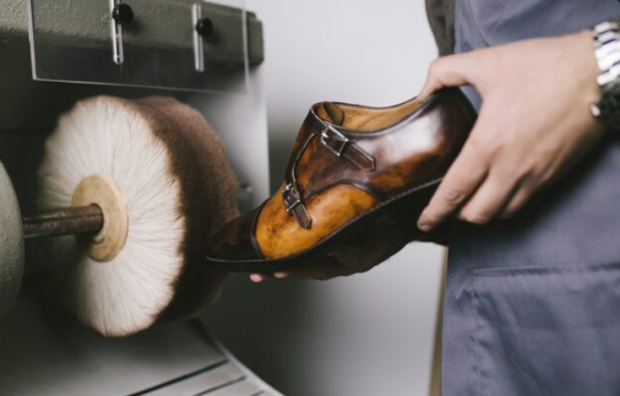 Lady Electric Shoe Polisher Lady Electric Shoe Polisher